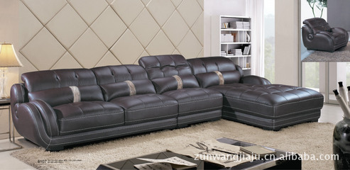 經(jīng)典時(shí)尚真皮沙發(fā) 頭層皮質(zhì)與舒適設(shè)計(jì)的完美結(jié)合